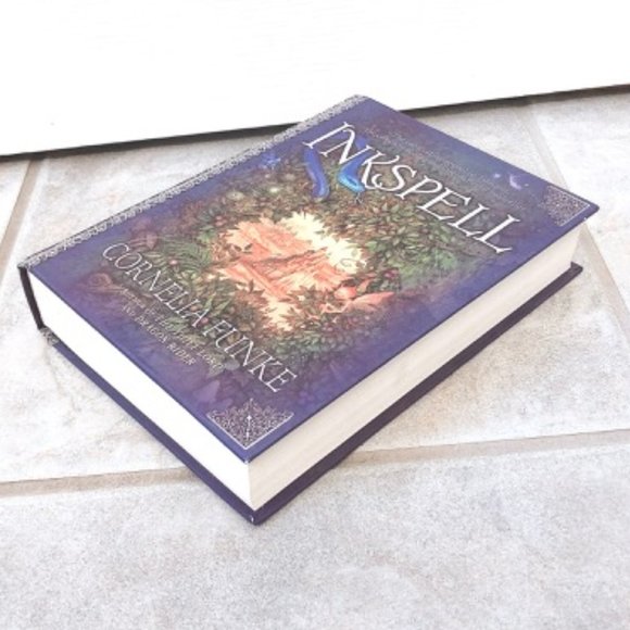 Book INKHEART and INKSPELL by Cornella Funke - Picture 6 of 12